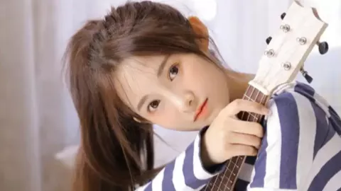 给14个孩子当妈